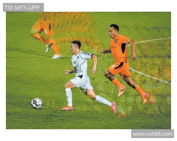 稀有足球明星珍贵瞬间图片汇集展现他们的独特魅力与风采